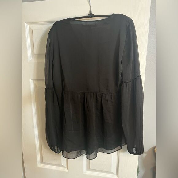 White House black market embroidered black blouse size 12 large zipper pink red - Picture 3 of 11